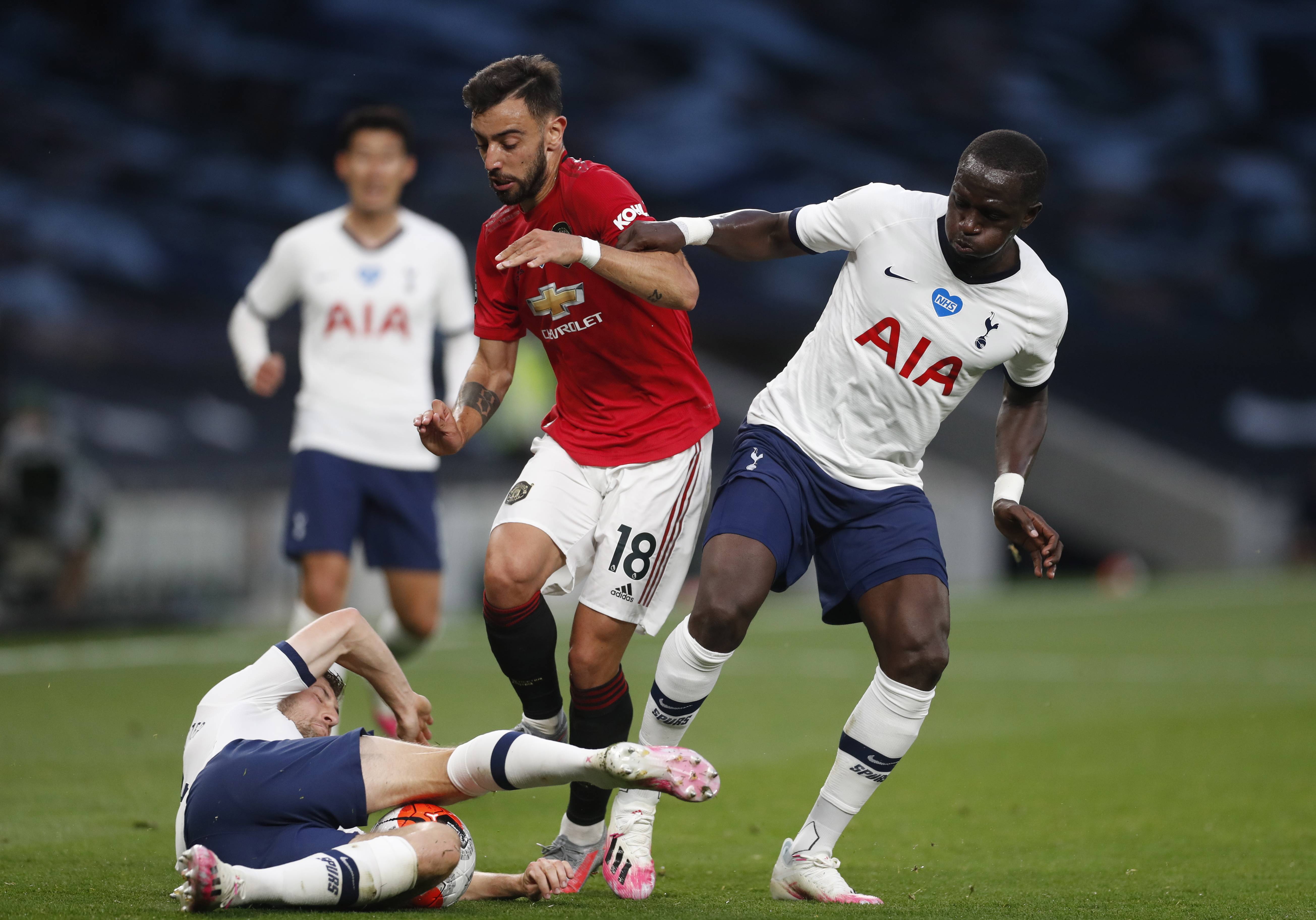 球员勒温作 球员勒温作